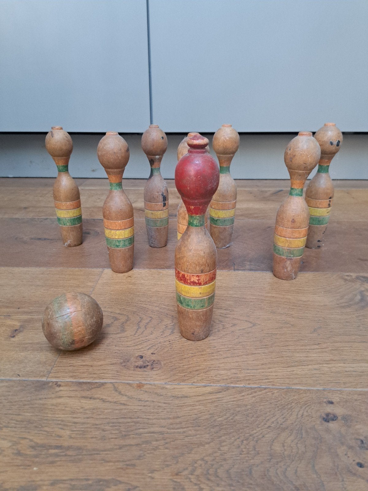 Antiek houten kegelspel met bal, Ophalen, Gebruikt, Jongen of Meisje