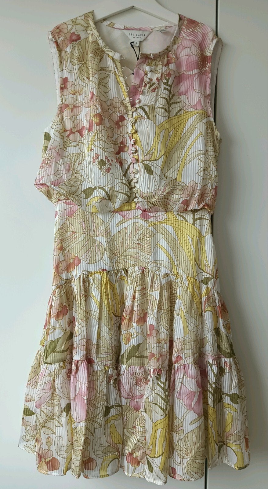 Nieuwe Ted Baker jurk in maat 34, Liu Jo LaDress, Overige kleuren, Nieuw, Ophalen of Verzenden