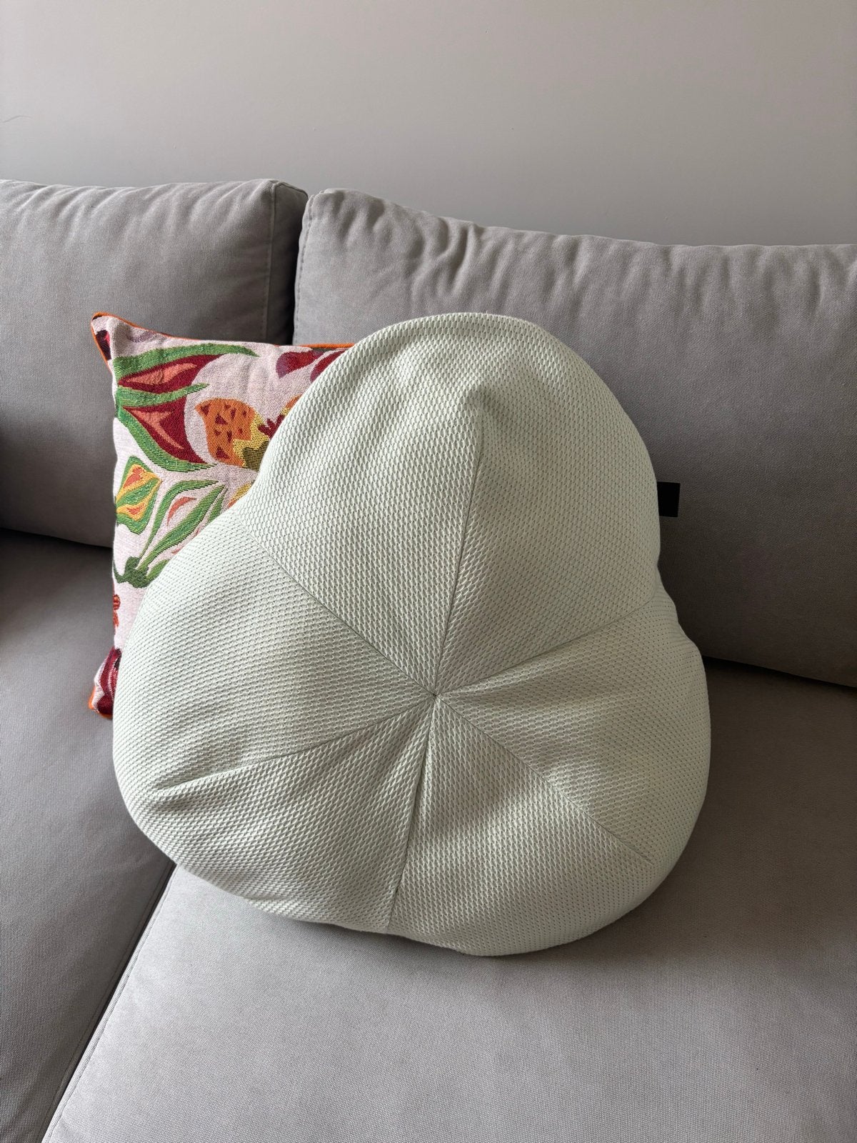 FEST kussen, zo goed als nieuw, Huis en Inrichting, Woonaccessoires | Kussens, Overige merken, Overige kleuren, Ophalen of Verzenden