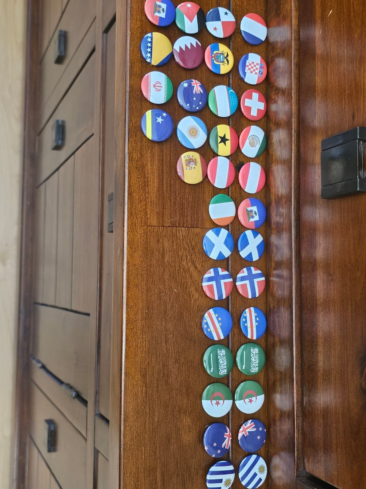 Dekamarkt pins ruilen, Verzamelen, Speldjes, Pins en Buttons, Ophalen, Nieuw, Overige onderwerpen, Speldje of Pin
