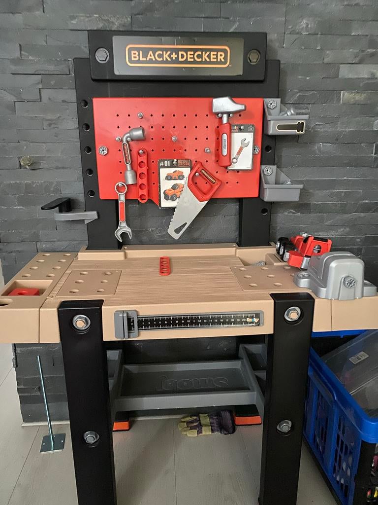 Black & Decker Speelgoed Werkbank met Gereedschap, Ophalen, Zo goed als nieuw, Bouwen
