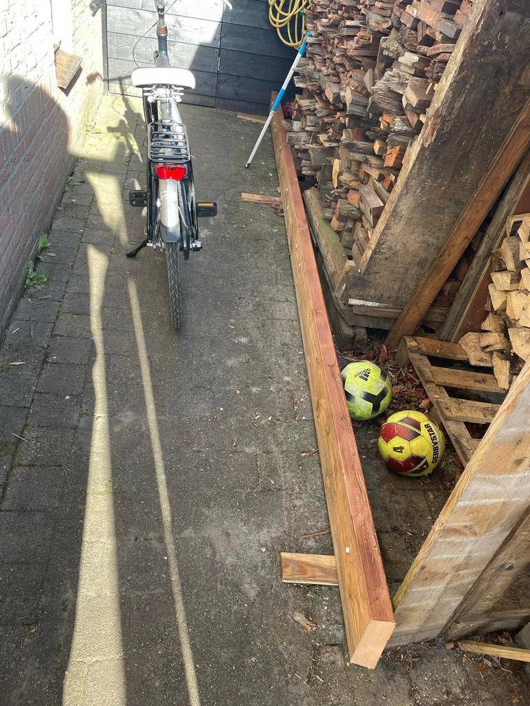 Douglas houten balk 55x185 mm, ruim 4 meter, gebruikt, Ophalen, Gebruikt, Balk, Overige houtsoorten