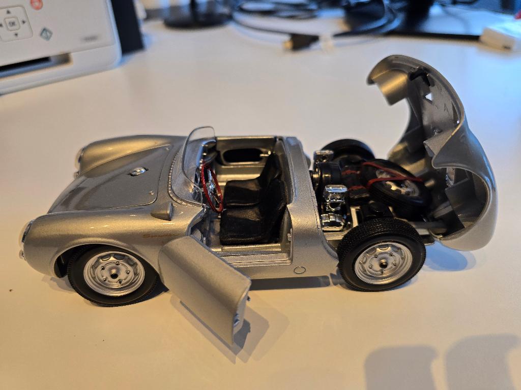 Porsche 550 A Spyder 1/18, Ophalen of Verzenden, Gebruikt, Auto, Maisto