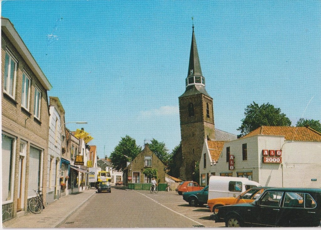 Zuidland, breedstraat met auto's, Ophalen of Verzenden, 1960 tot 1980, Gelopen, Zuid-Holland