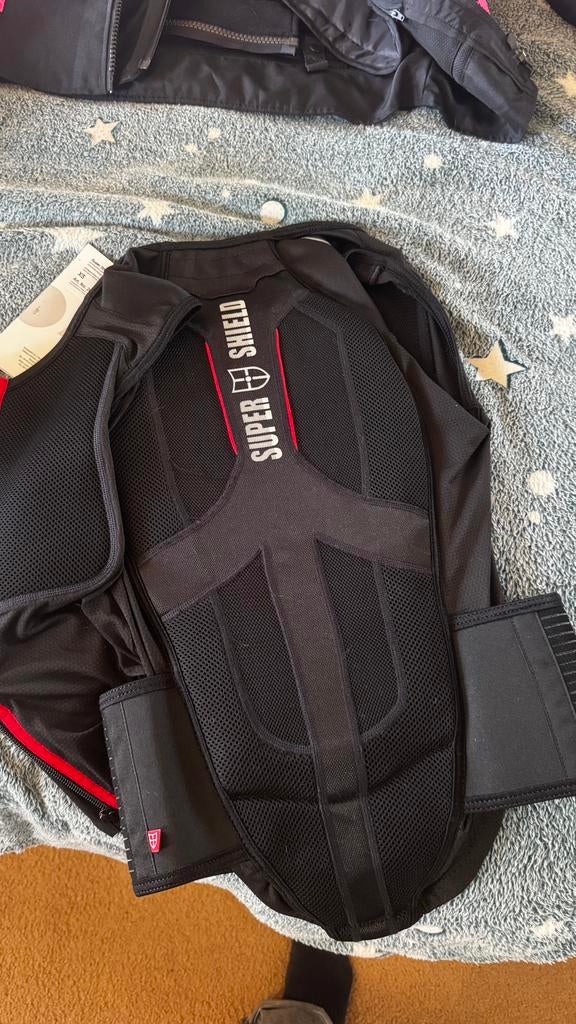 Louis Shield Protector XS, 33 - 40 uur, Overige niveaus, Overige vormen