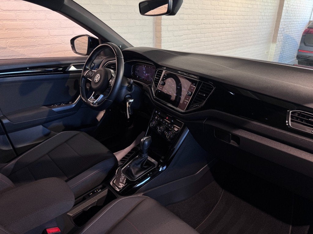 Volkswagen T-ROC 1.5 TSI Sport Business R Black Style BEATS, Automaat, 4 cilinders, Bedrijf, Electronic Stability Program (ESP)