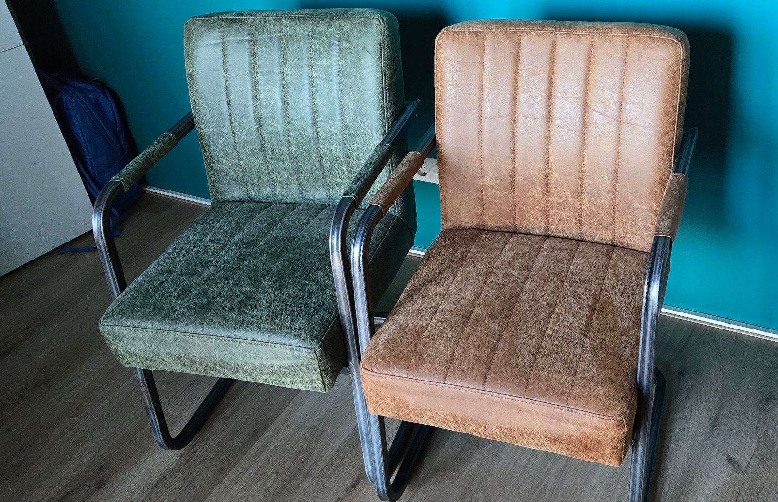 2 Haco stoelen, kunstleer, robuust, Ophalen, Twee, Overige kleuren, Overige materialen