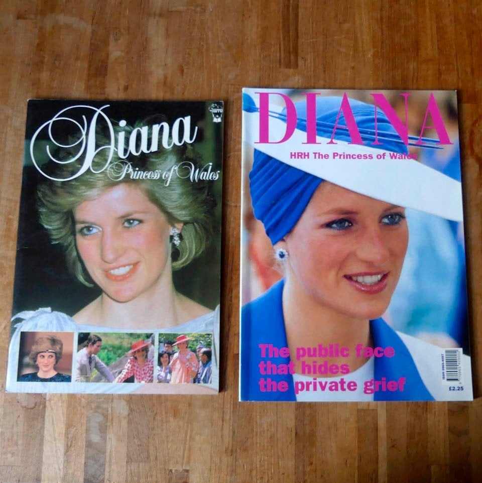 Prinses Diana boekjes Lady Di Diana princess of Wales, Verzamelen, Ophalen of Verzenden, Tijdschrift of Boek