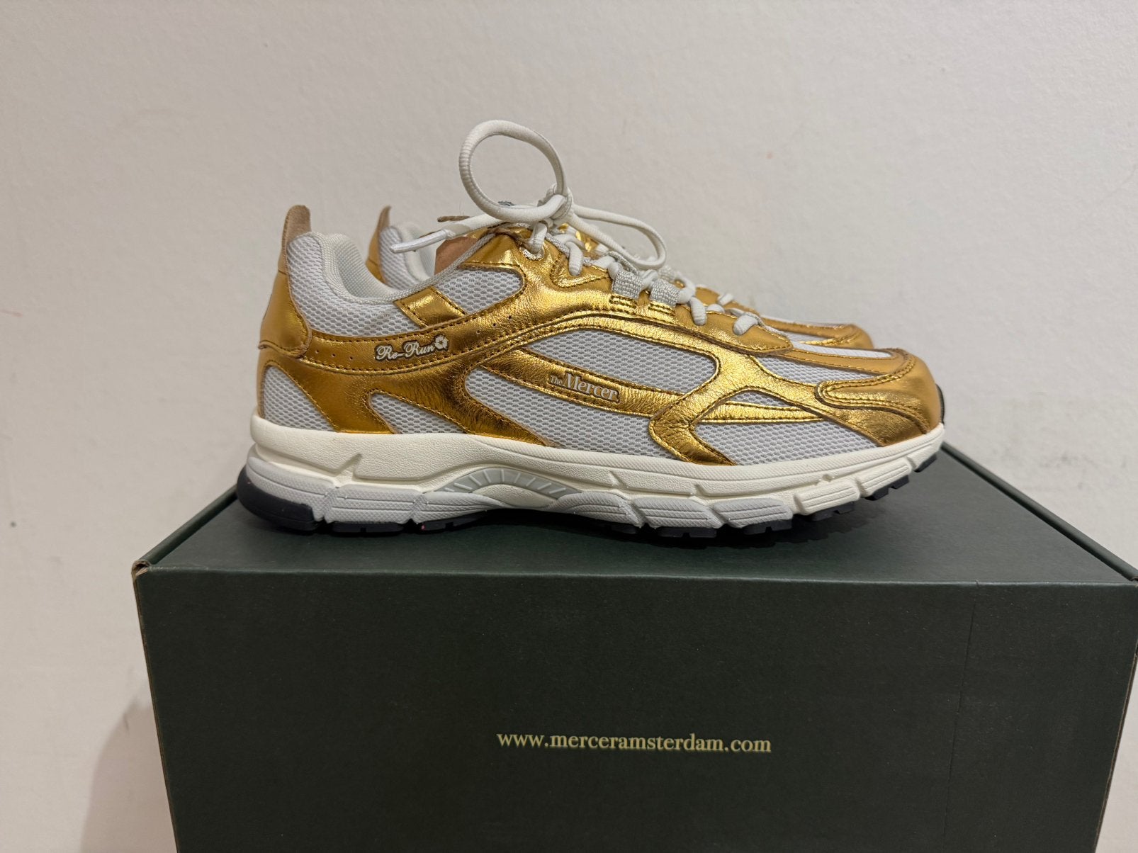 Te koop nieuwe Mercer Re Run Pineapple Gold, Postlaan 3, Mercer, Nieuw, Ophalen of Verzenden