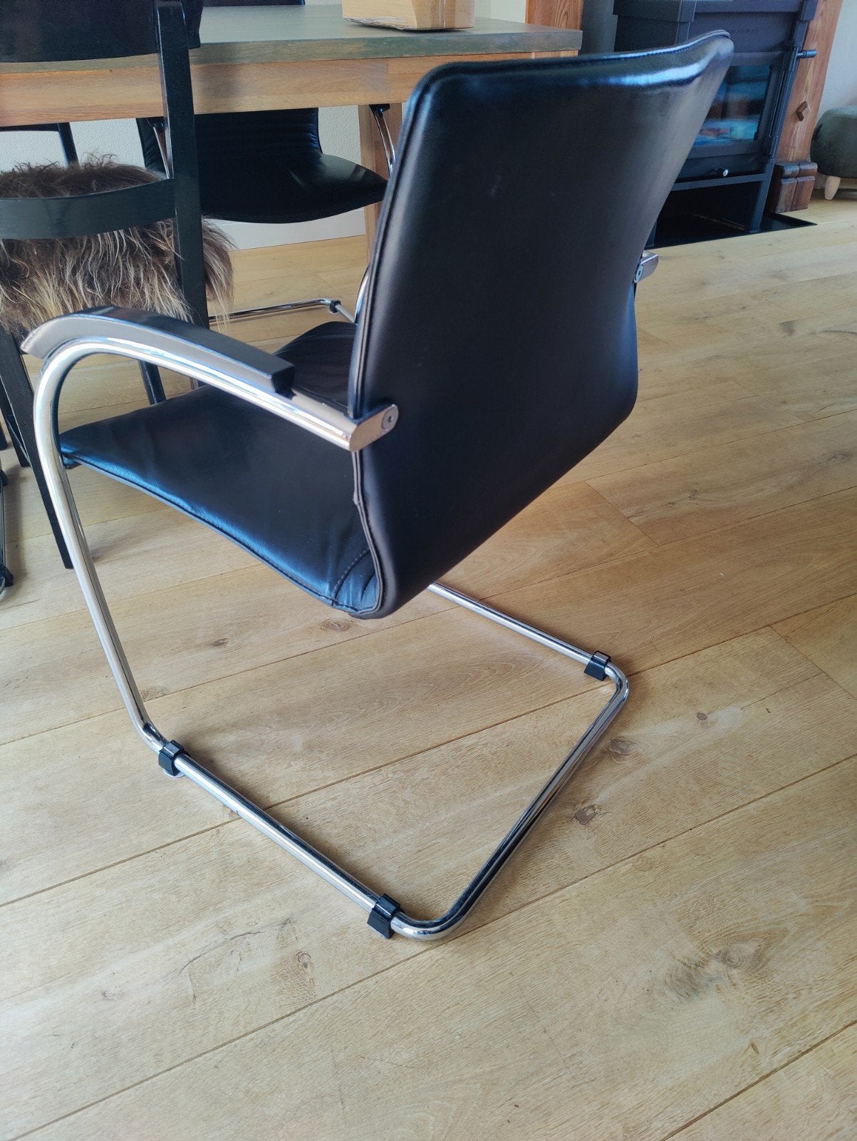 mooie comfortabele eetkamerstoelen, Ophalen, Zwart, Leer, Zo goed als nieuw