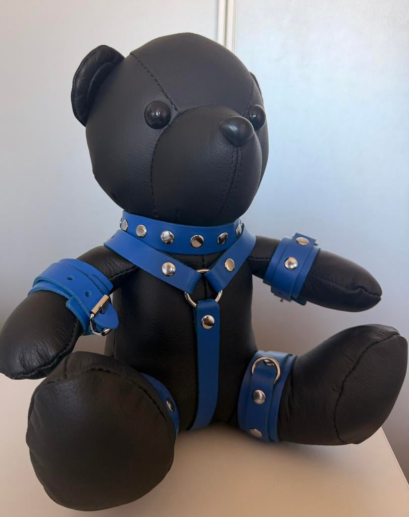 Eddy the BDSM Teddy – Leren Design Beer (Zwart & Blauw), Verzamelen, Ophalen, Zo goed als nieuw, Stoffen beer, Overige merken