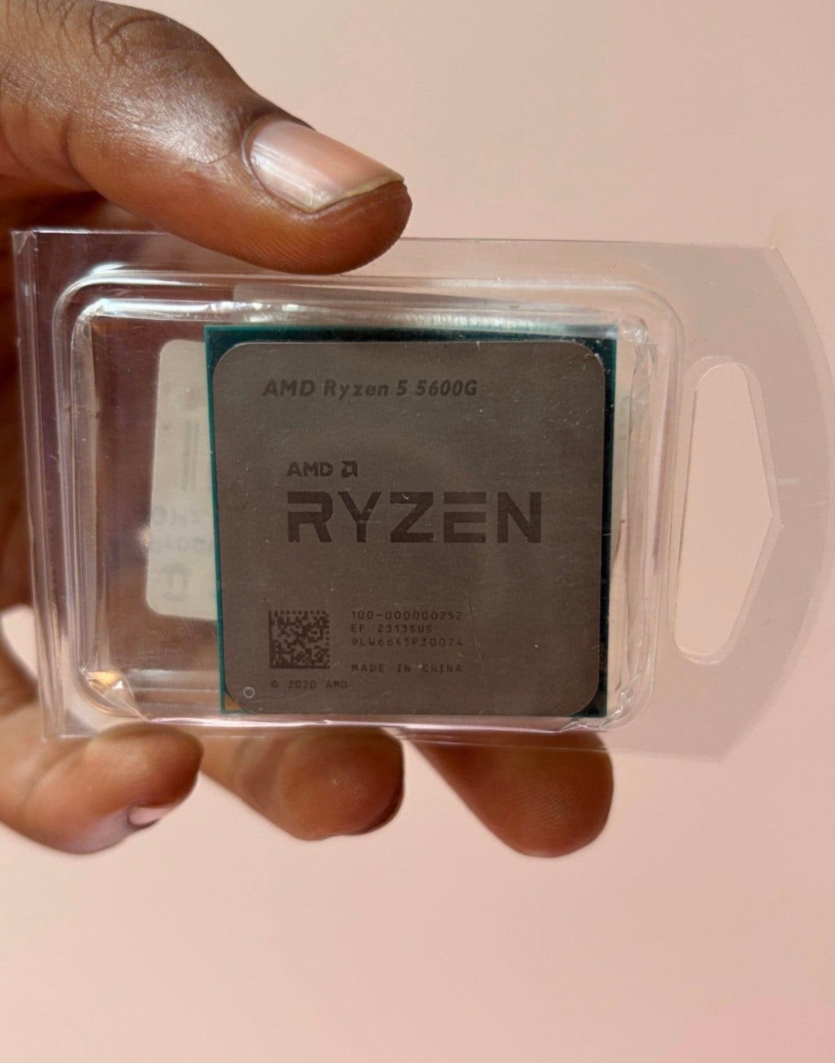AMD Ryzen 5 5600G Processor met Radeon Graphics, Ophalen of Verzenden, Zo goed als nieuw, 6-core, 3 tot 4 Ghz