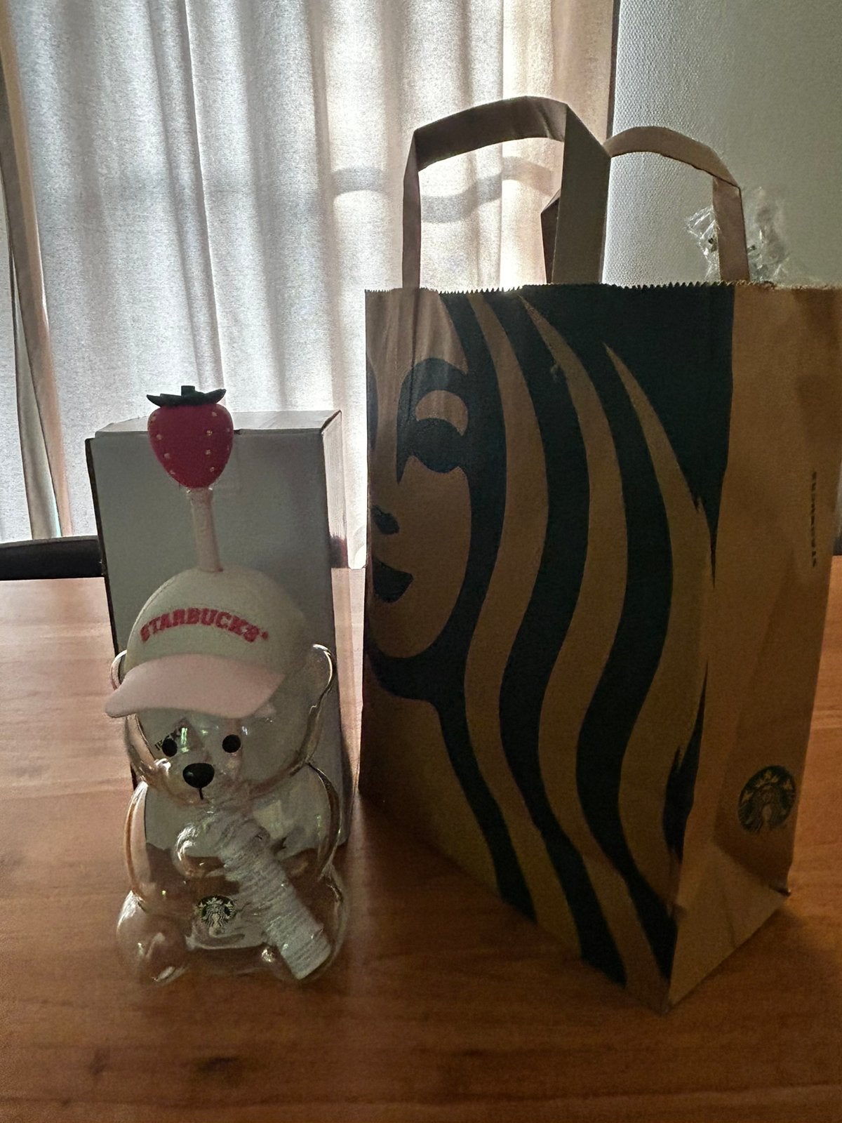 Starbucks limited-edition Pink Bearista Glass Cold Cups, Glas of Glazen, Ophalen of Verzenden, Overige stijlen, Glas