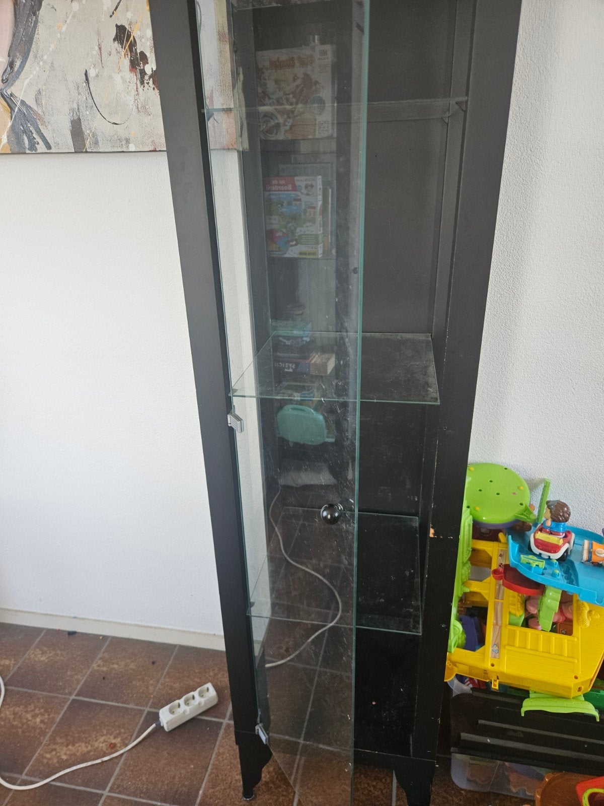 Vertriene kast met glazen planken, Glas, Modern, 150 tot 200 cm, 25 tot 50 cm