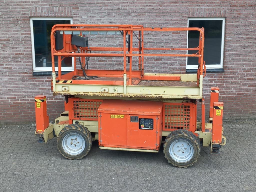 Hoogwerker jlg mrt 10 diesel, Doe-het-zelf en Verbouw, Ophalen, Gebruikt, Ladder, 4 meter of meer