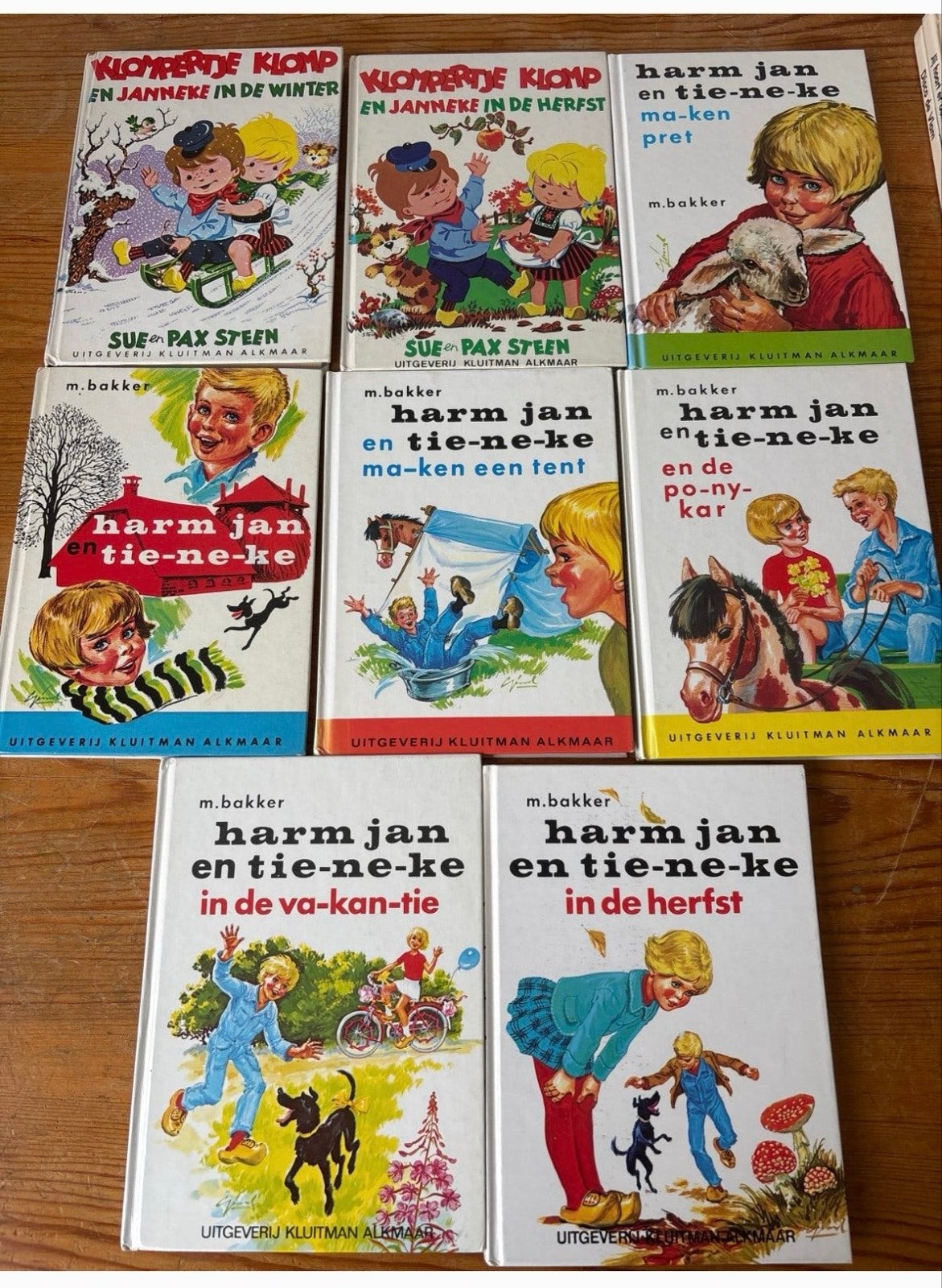 Vintage kinderboeken: Klompertje Klomp & Harm Jan en Tie-ne-, Ophalen of Verzenden, Gelezen, Fictie algemeen