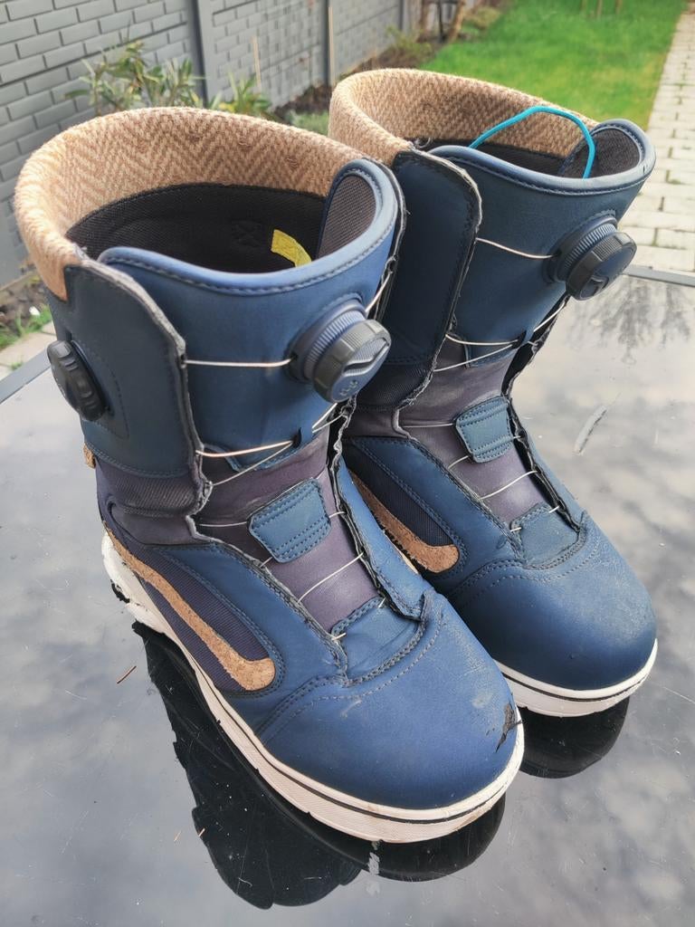 Vans Aura Snowboardschoenen - Maat 44.5, Sport en Fitness, Snowboarden, Ophalen, Gebruikt, Schoenen