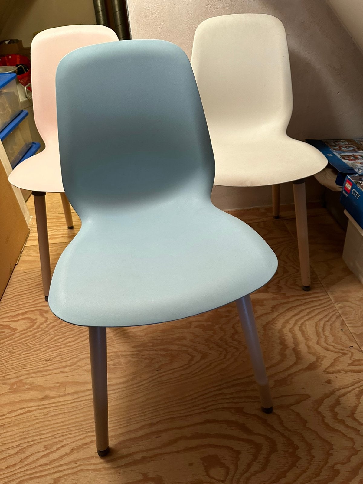4 Ikea stoelen, Kunststof, Overige kleuren, Ophalen of Verzenden, Zo goed als nieuw