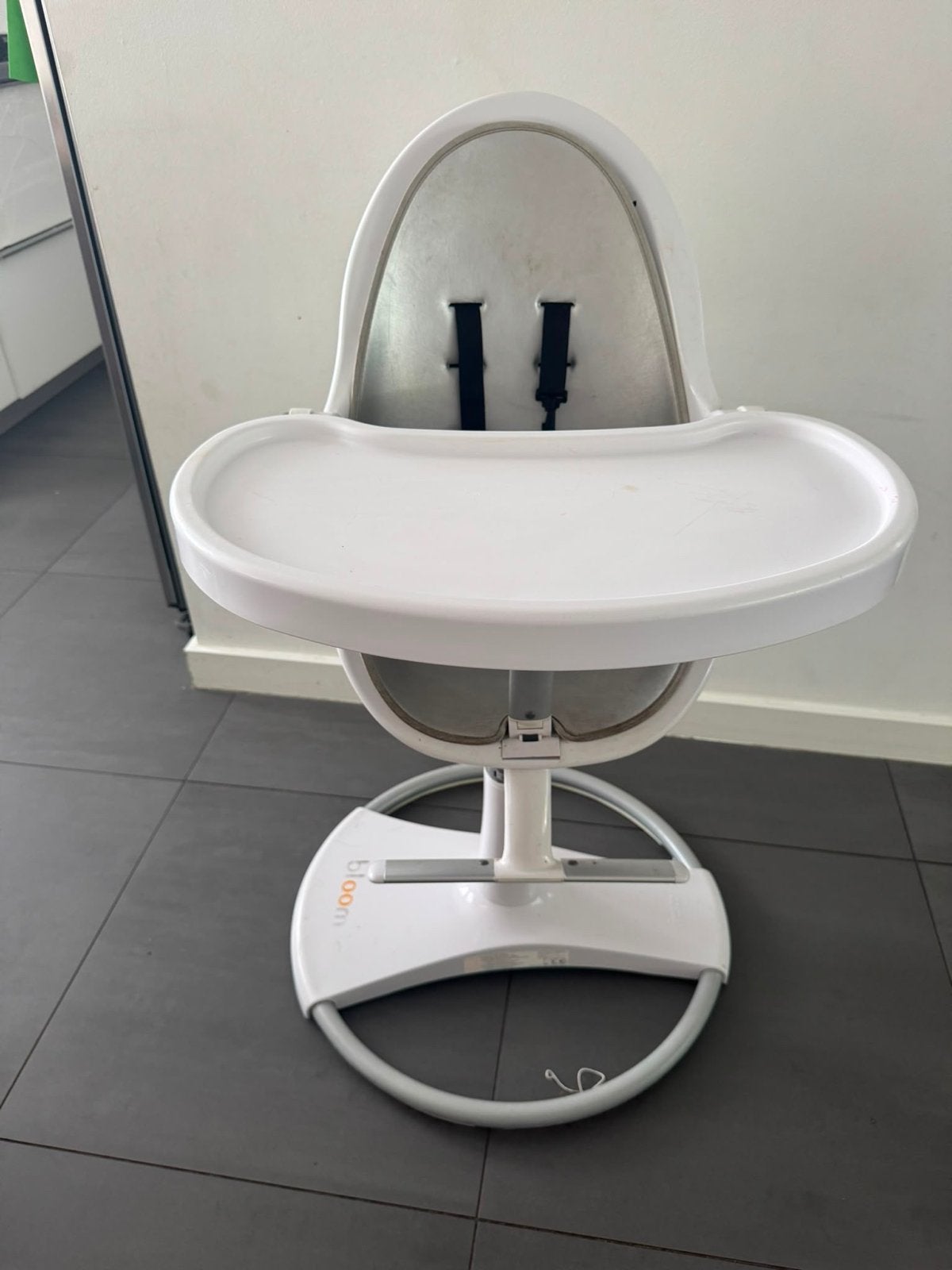 Bloom Fresco Kinderstoel met accessoires, Kinderen en Baby's, Kinderstoelen, Ophalen, Gebruikt, Meegroeistoel, Afneembaar eetblad