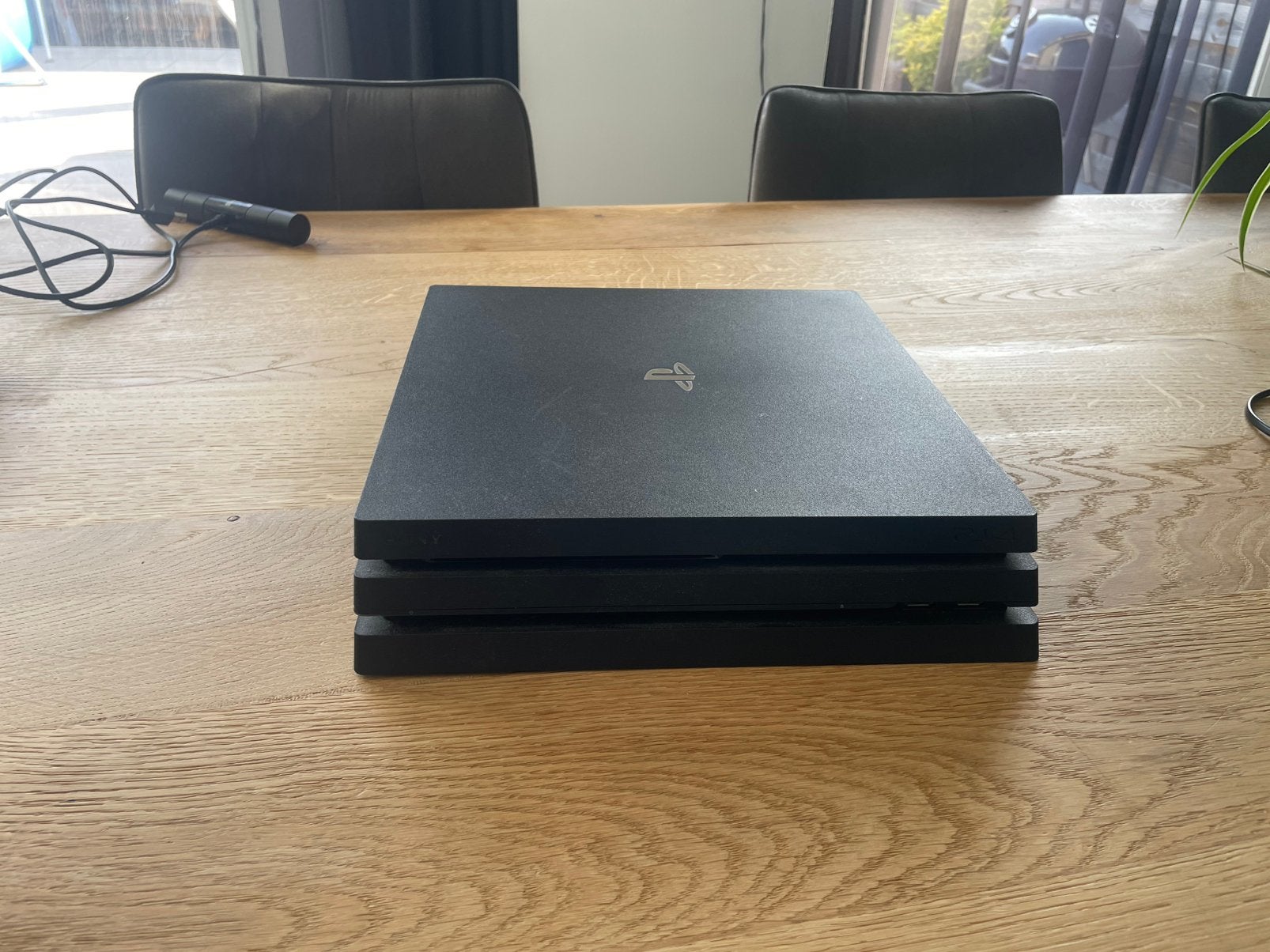 PS4 Pro met PS Camera + 3 Games, Ophalen, Met games, Zo goed als nieuw, 1 TB