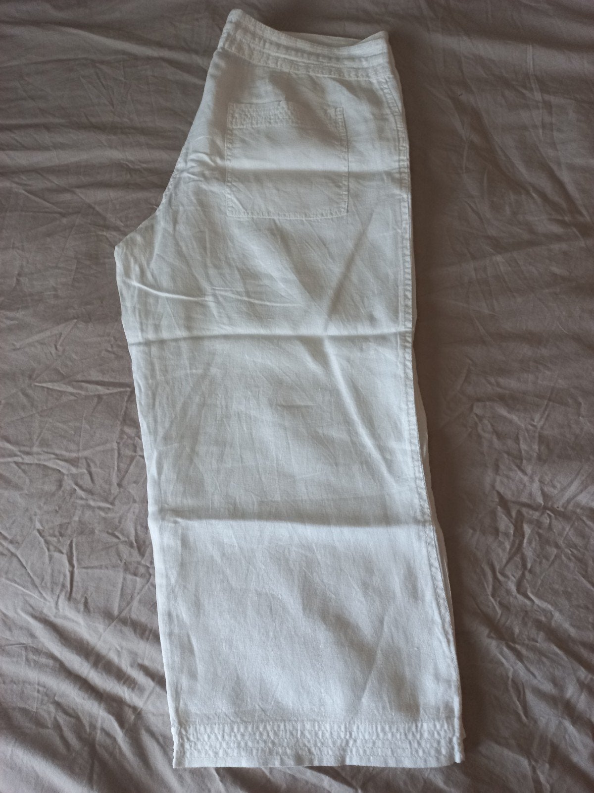 Witte H&M B.B capri broek, Kleding | Dames, Broeken en Pantalons, H&M B.B, Verzenden, Wit, Maat 46/48 (XL) of groter