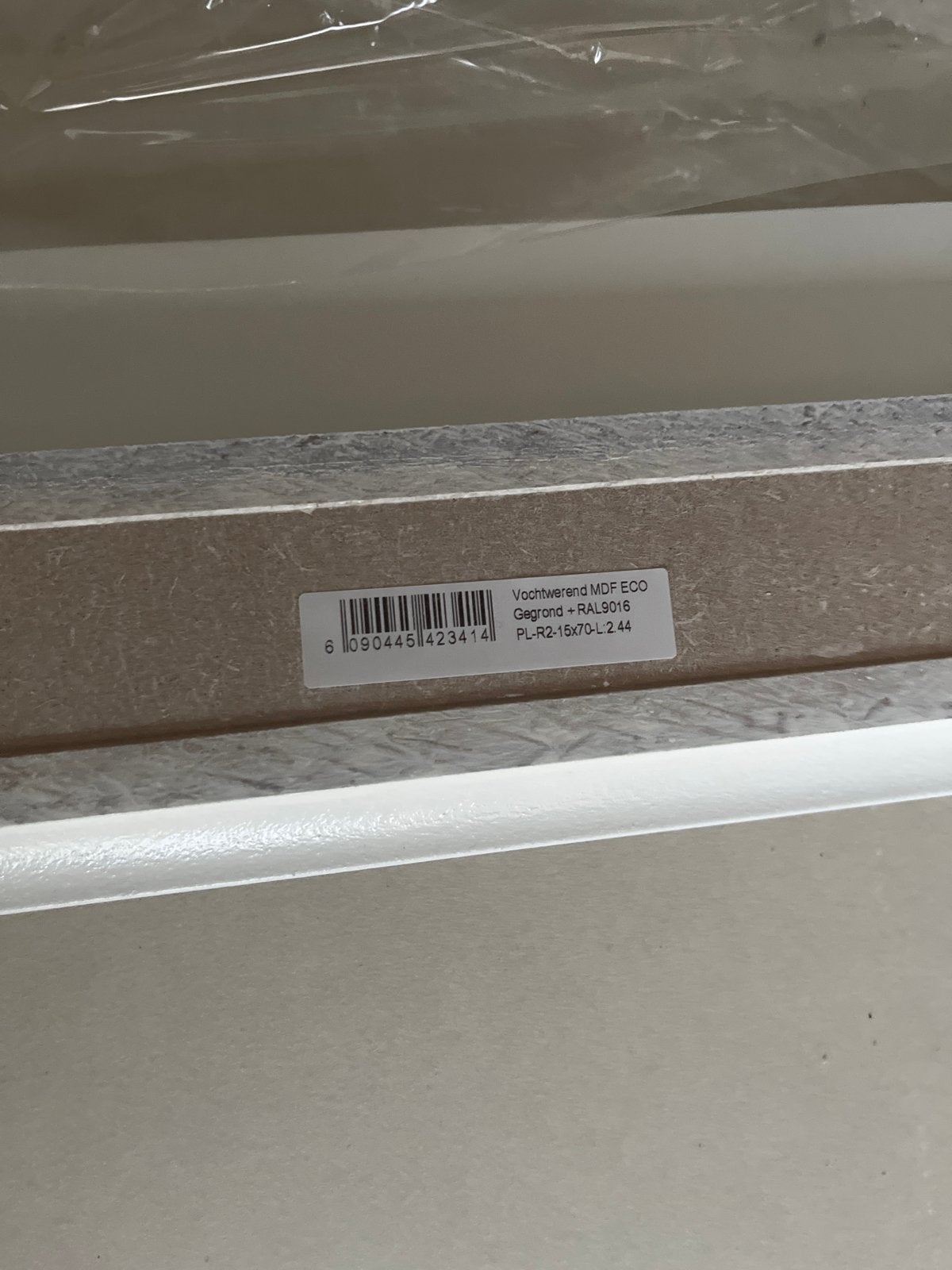 2x Vochtwerende MDF plint RAL9016, Ophalen, Nieuw, Mdf, 200 tot 250 cm