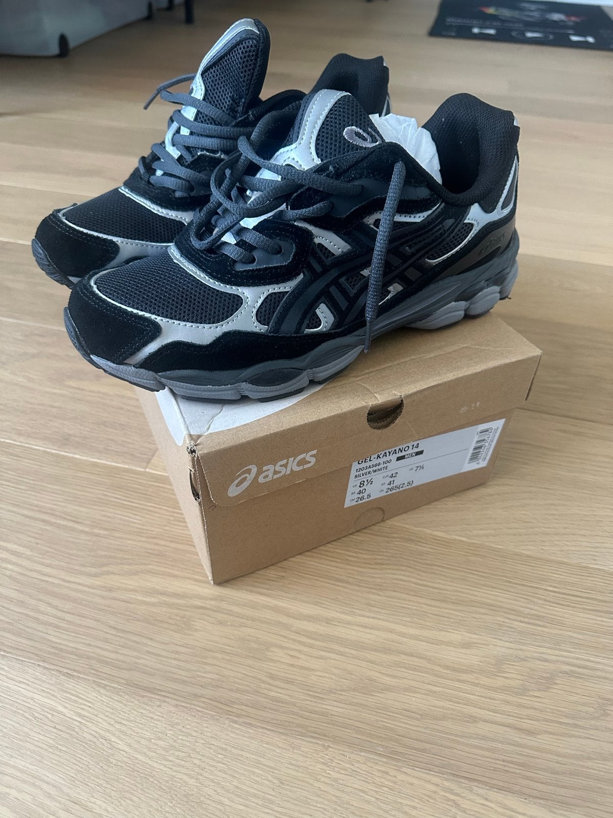 Nieuwe Asics Gel NYC Zwart - Maat 42.5, Ophalen of Verzenden, Nieuw, Zwart, Sneakers of Gympen