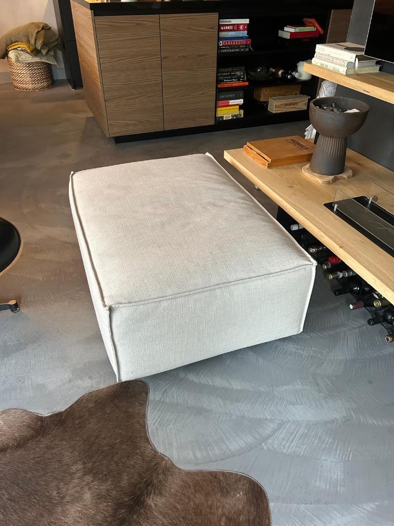 Hocker in uitstekende staat, Ophalen, 75 tot 100 cm, Stof, Rechthoekig