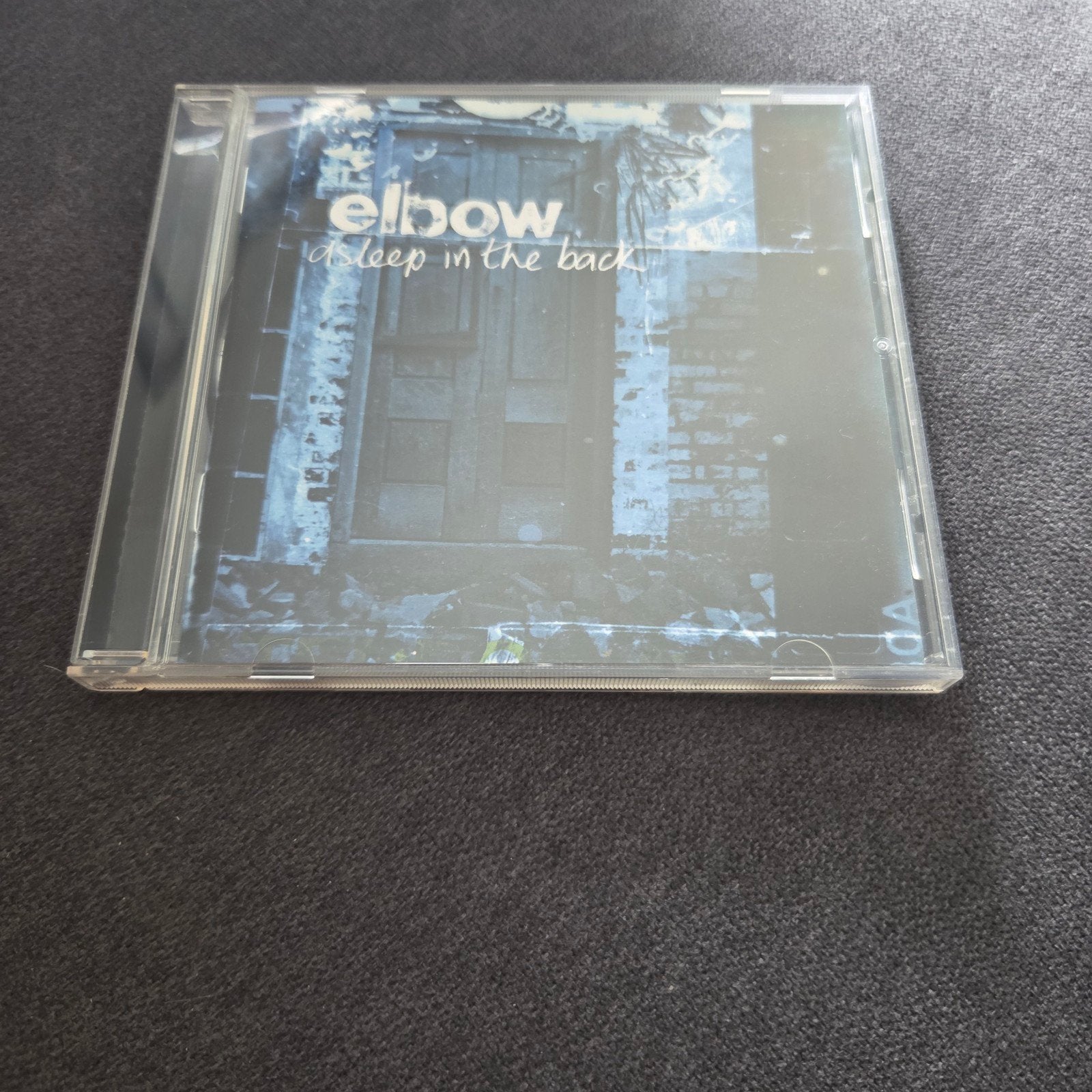 Elbow - Asleep in the Back CD (2001), Ophalen of Verzenden, 2000 - 2009, Zo goed als nieuw