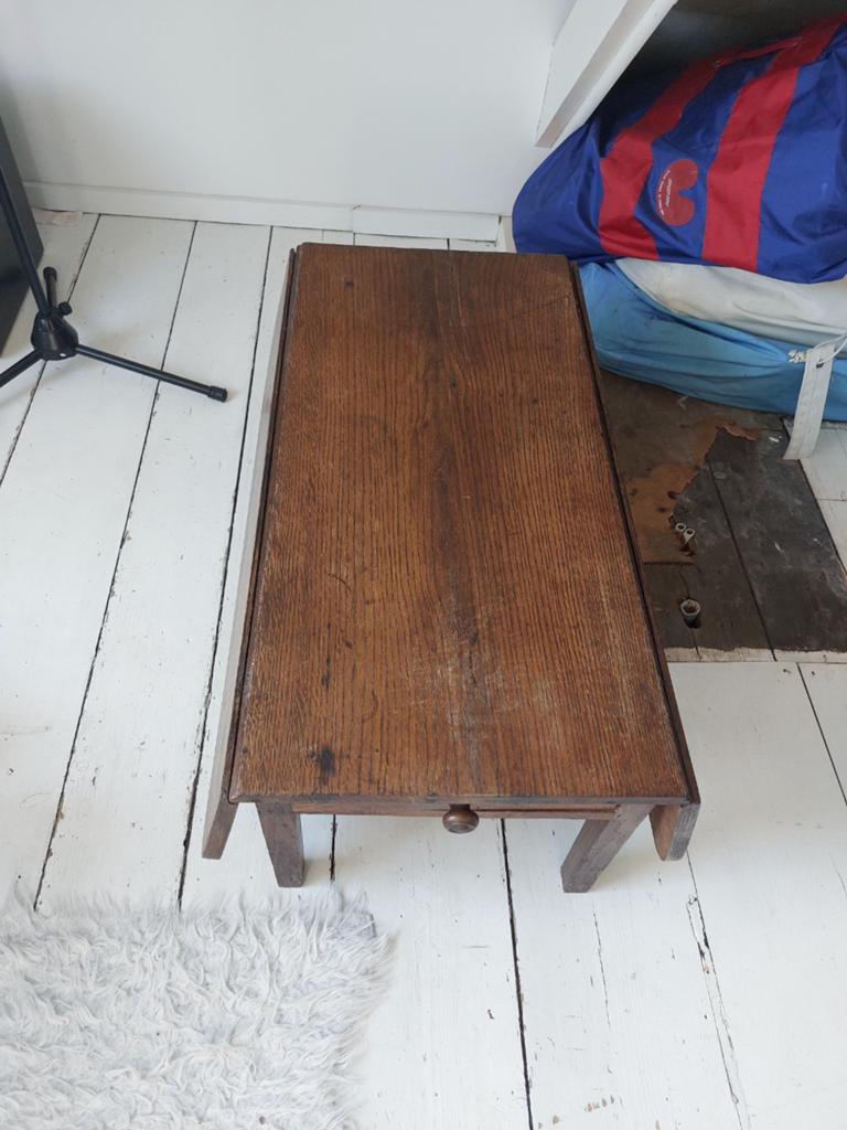 Antieke inklapbare salontafel met lade, Ophalen