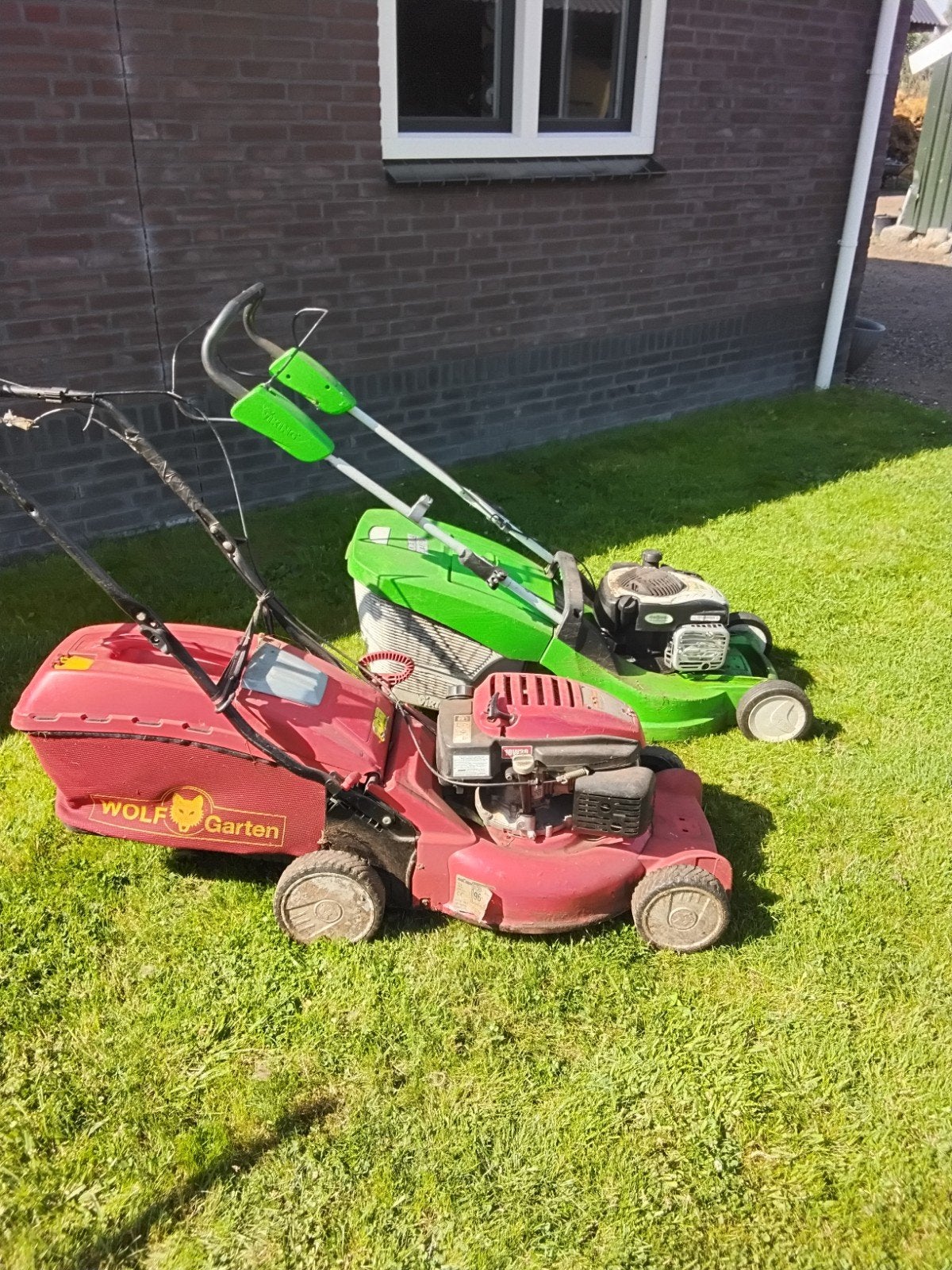 Viking en Wolf Garten grasmaaiers, Ophalen, Gebruikt