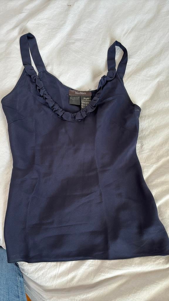 Max mara maat 38 zijden top/ hemdje donkerblauw, Maat 38/40 (M), Blauw, Ophalen of Verzenden, Zo goed als nieuw