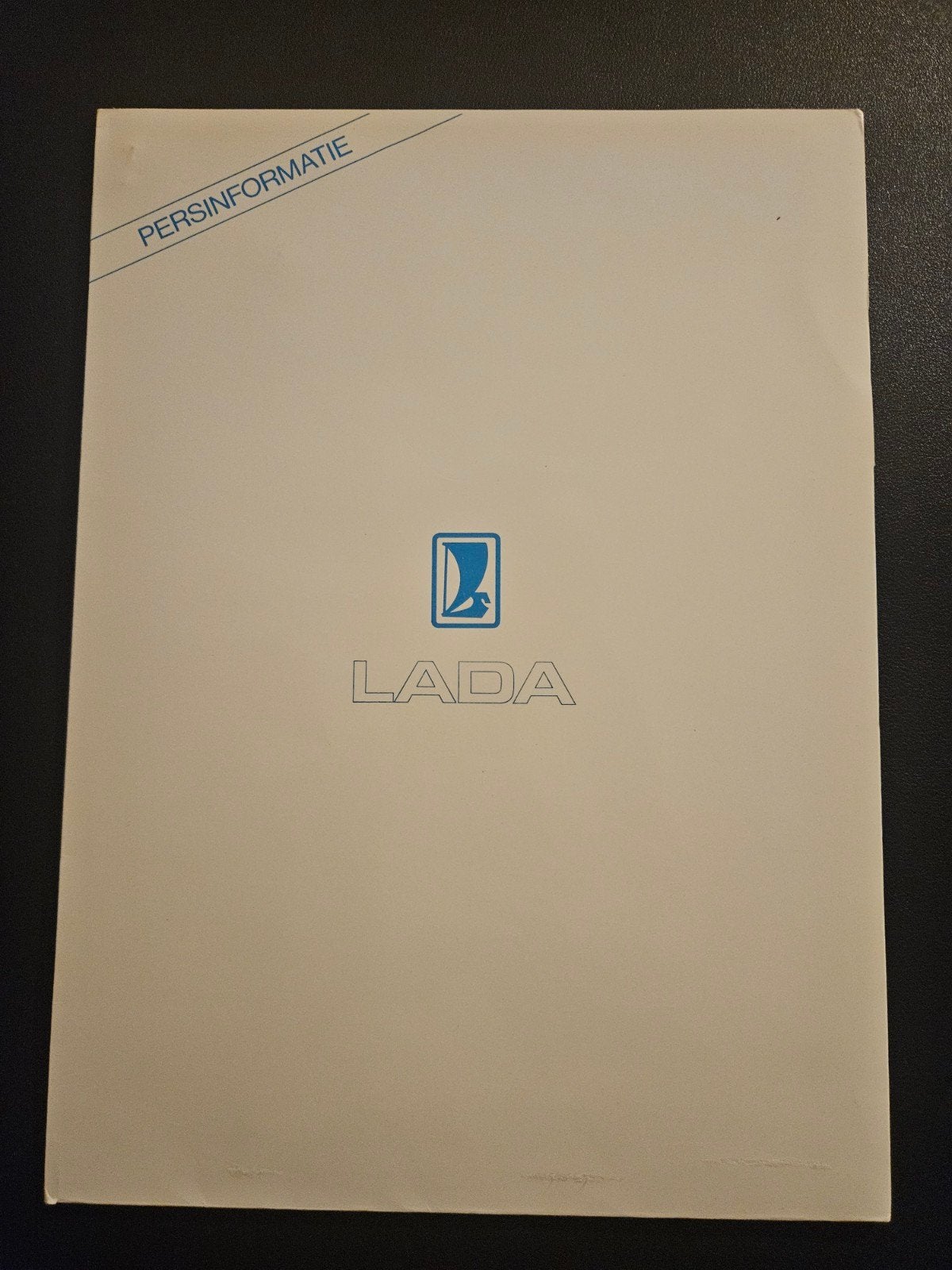 Persmap Lada 1983, Ophalen of Verzenden, Zo goed als nieuw, Overige merken