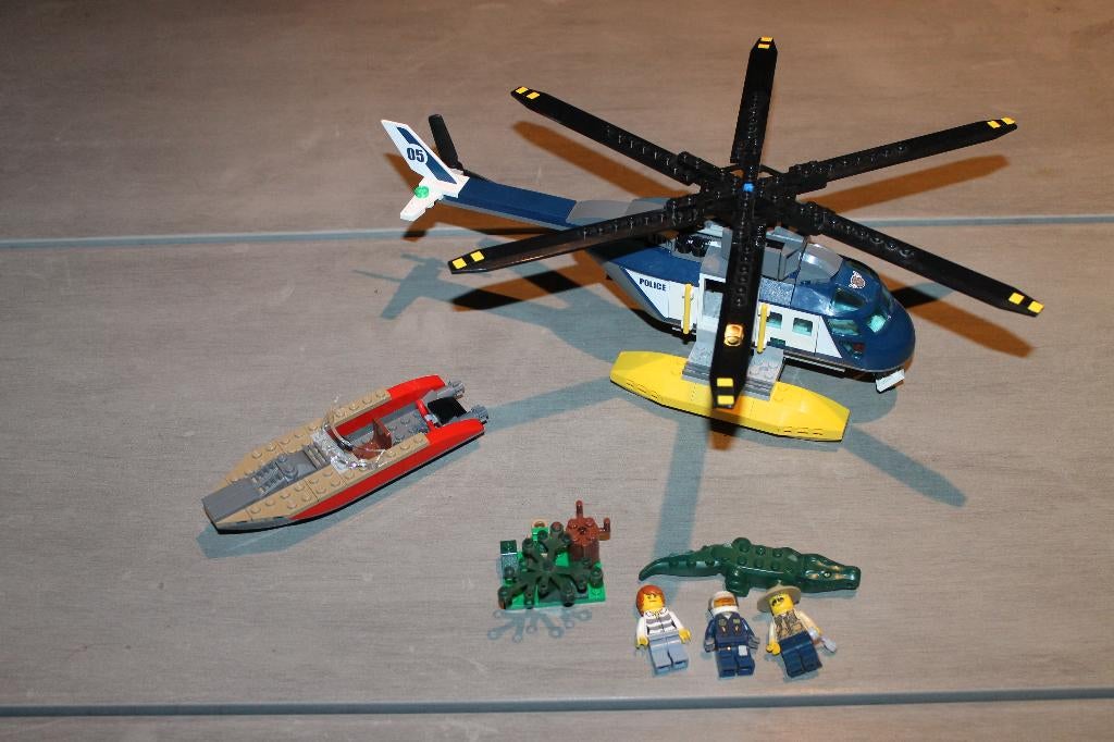 lego city moeraspolitie helicopterachtervolging 60067, City, Lego, Ophalen of Verzenden, Zo goed als nieuw