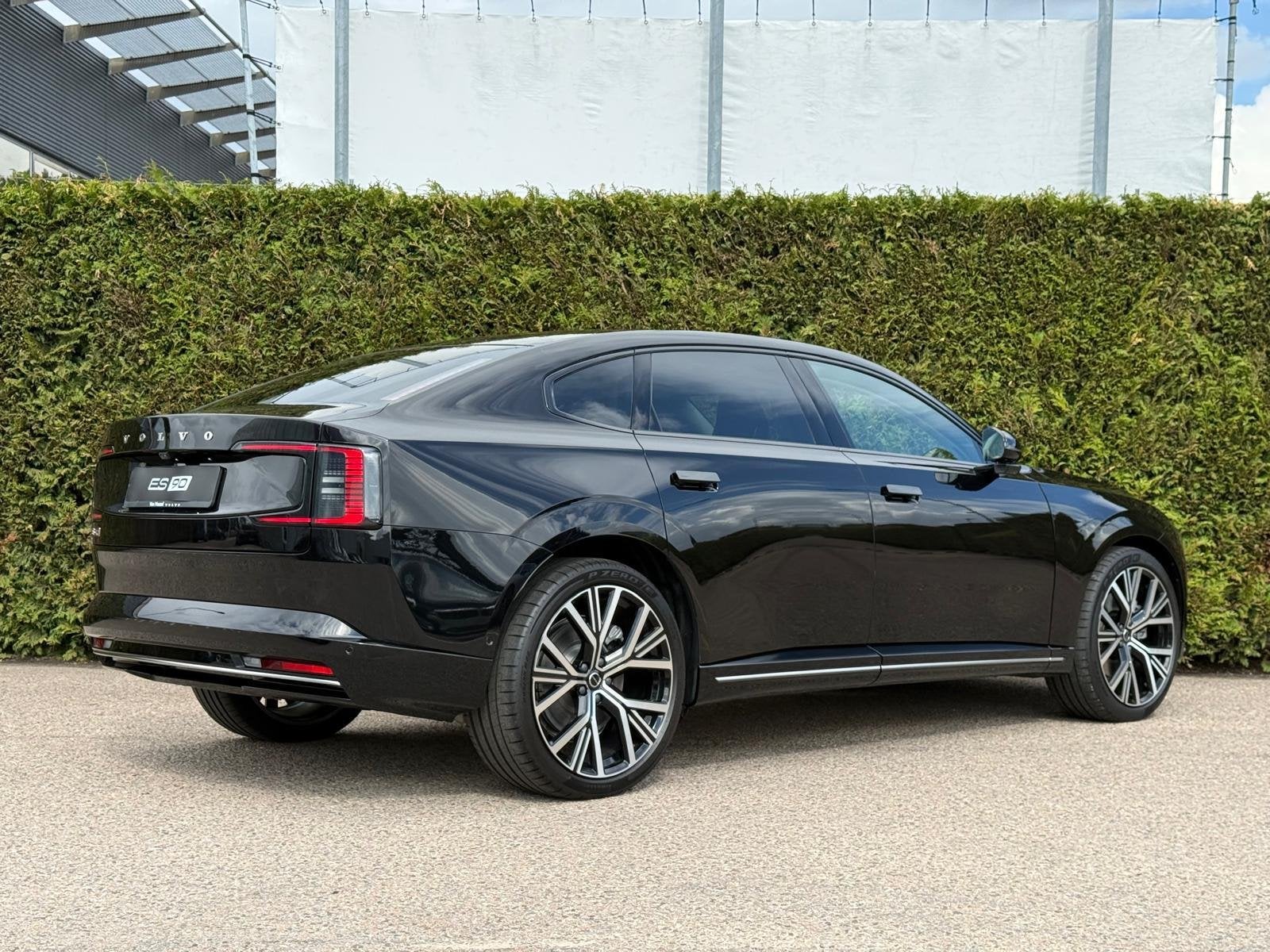 Volvo ES90 Single Motor Extended Range Ultra 92 kWh | Bowers, Auto's, Automaat, Achterwielaandrijving, Huisgarantie, 662 km