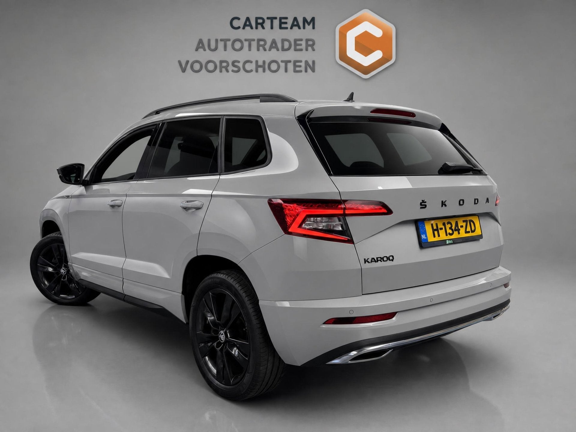 Skoda Karoq 1.5 TSI ACT Sportline Business |Panoramadak|, Voorwielaandrijving, Stof, 4 cilinders, 150 pk