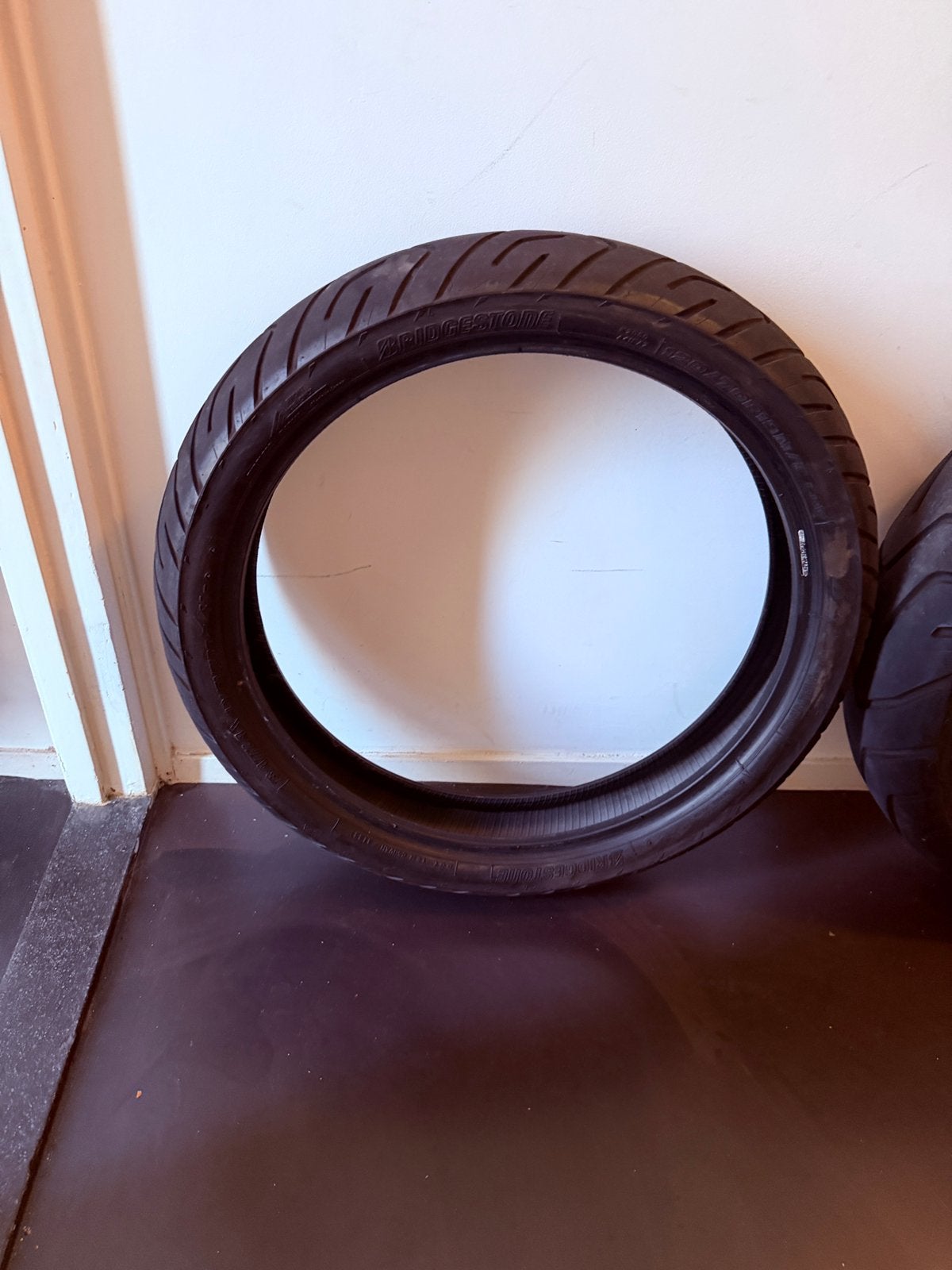 Bridgestone Battlax Adventure voorband voor o.a R1200GS, Ophalen, Gebruikt
