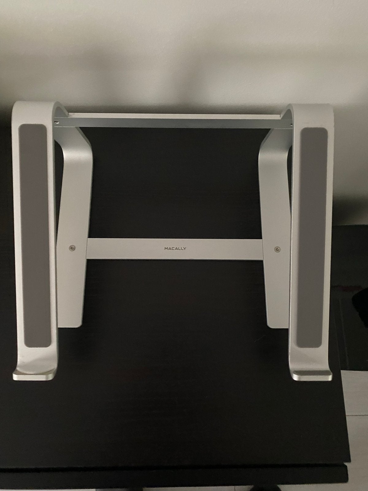 Macally laptopstandaard - Zilver, Computers en Software, Laptopstandaarden, Zo goed als nieuw, In hoogte verstelbaar, Ophalen of Verzenden