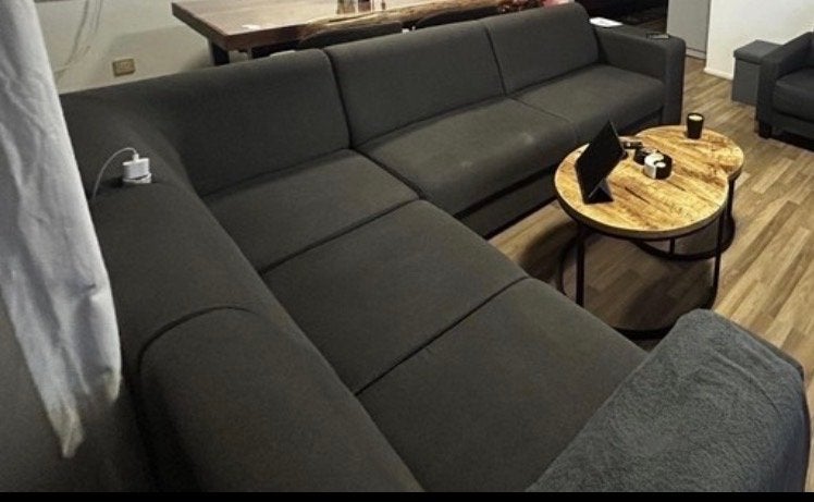 Comfortabele Hoekbank - Ruim en Modern Design, Huis en Inrichting, Banken | Bankstellen, Ophalen, Gebruikt, Hoekbank, 300 cm of meer