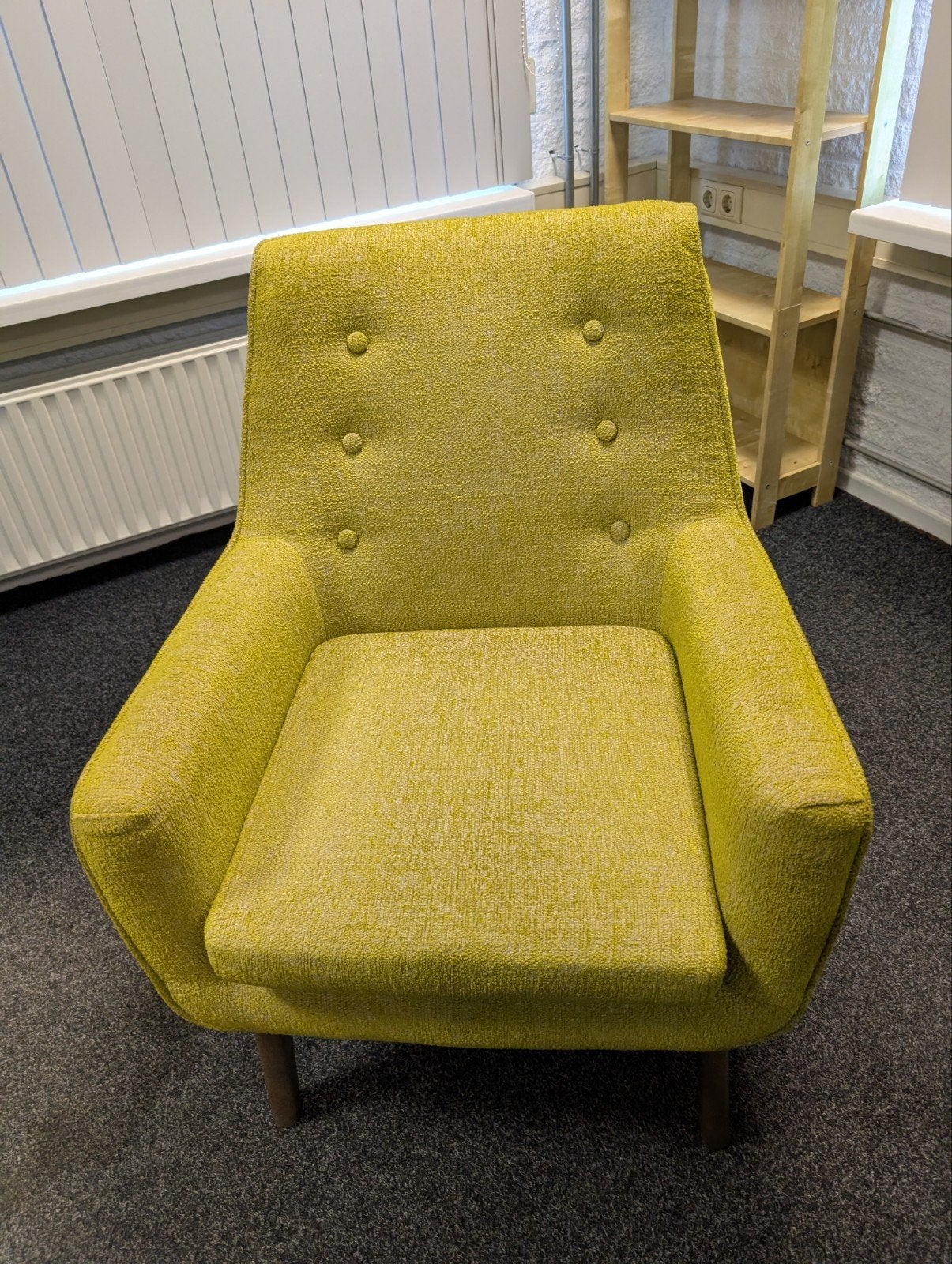 Stijlvolle gele fauteuil, Ophalen, Hout, Gebruikt, 75 tot 100 cm