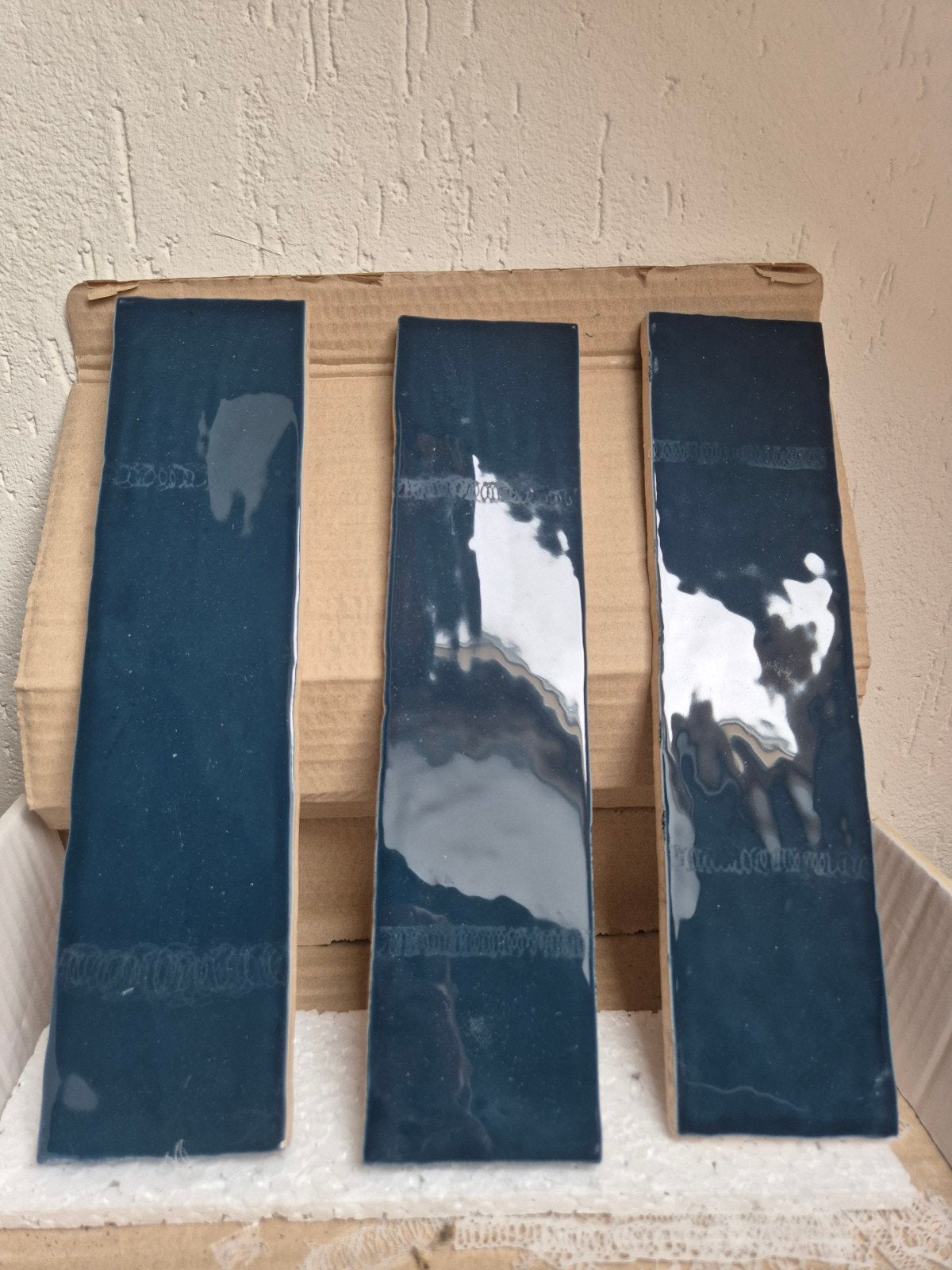 Donkerblauwe wandtegels 7,5x30x0,9cm, Nieuw, 20 tot 40 cm, Minder dan 5 m², Wandtegels