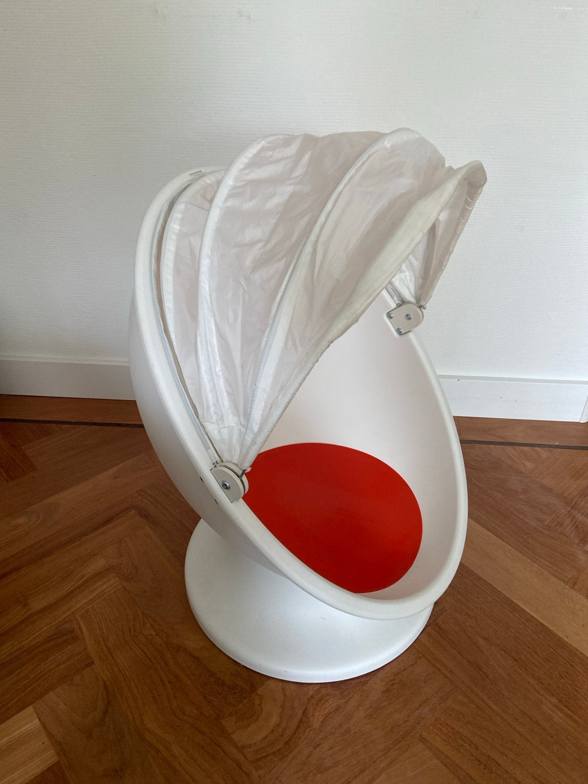 IKEA PS Lömsk draaistoel - Wit met oranje zitgedeelte, Ophalen, Gebruikt, Stoel