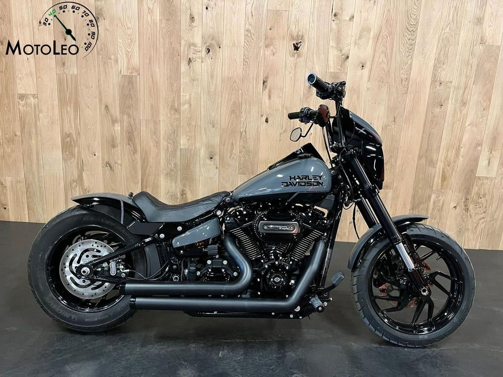 HARLEY-DAVIDSON SPORT GLIDE CUSTOM (bj 2020), Motoren, Motoren | Harley-Davidson, 1746 cc, 2 cilinders, HARLEY-DAVIDSON, Bedrijf