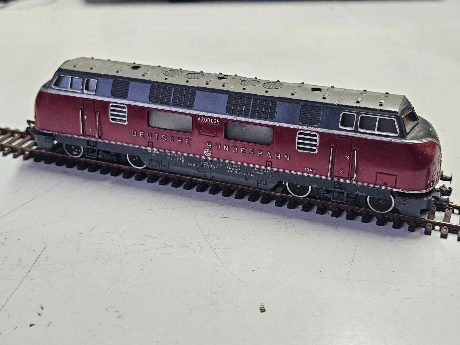 Fleischmann V200 HO modeltrein, geheel metaal, Ophalen of Verzenden, Gebruikt, Locomotief, Fleischmann