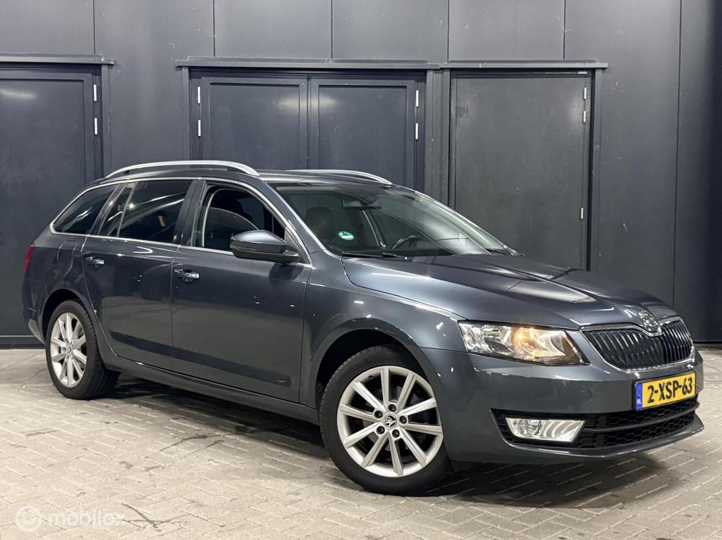 Skoda Octavia Combi 1.4 TSI nieuwe beurt|AUT|halfleer|NAP, Auto's, Skoda, Euro 5, Gebruikt, Lichtsensor, 4 cilinders