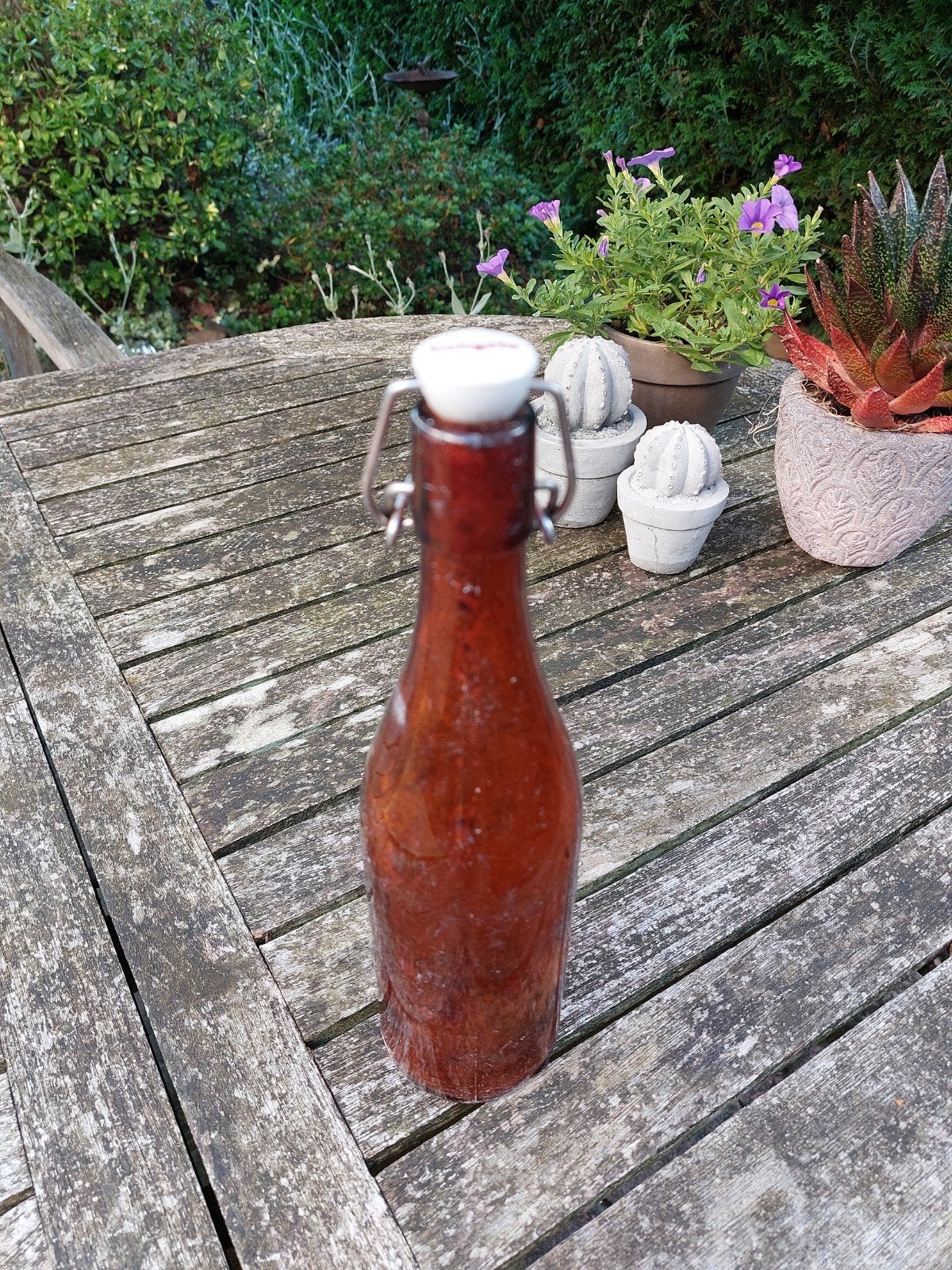 Vintage bruine beugelfles 'Hengelo bier-'0.5L jaren 20, Ophalen of Verzenden
