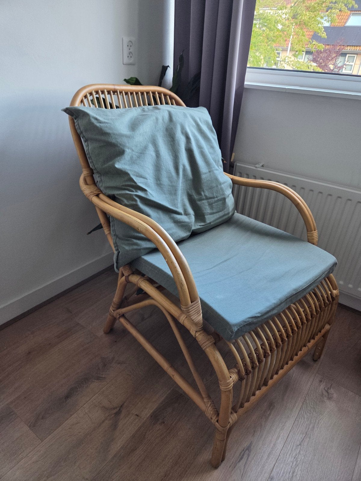 Rotan fauteuil met kussen, Huis en Inrichting, Stoelen, Ophalen, Overige kleuren, Riet of Rotan, Bohemian, Natuurlijk