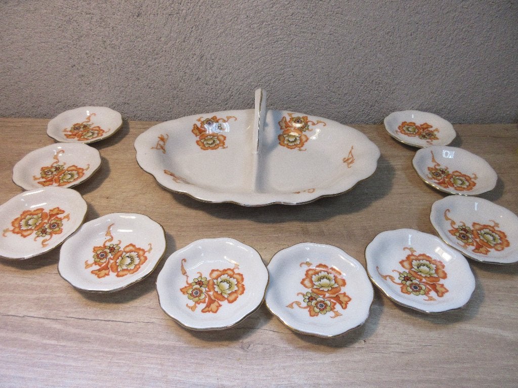 Vintage petit four set met oranje bloemen, Gebruikt, Ophalen of Verzenden, Bord(en), Overige stijlen