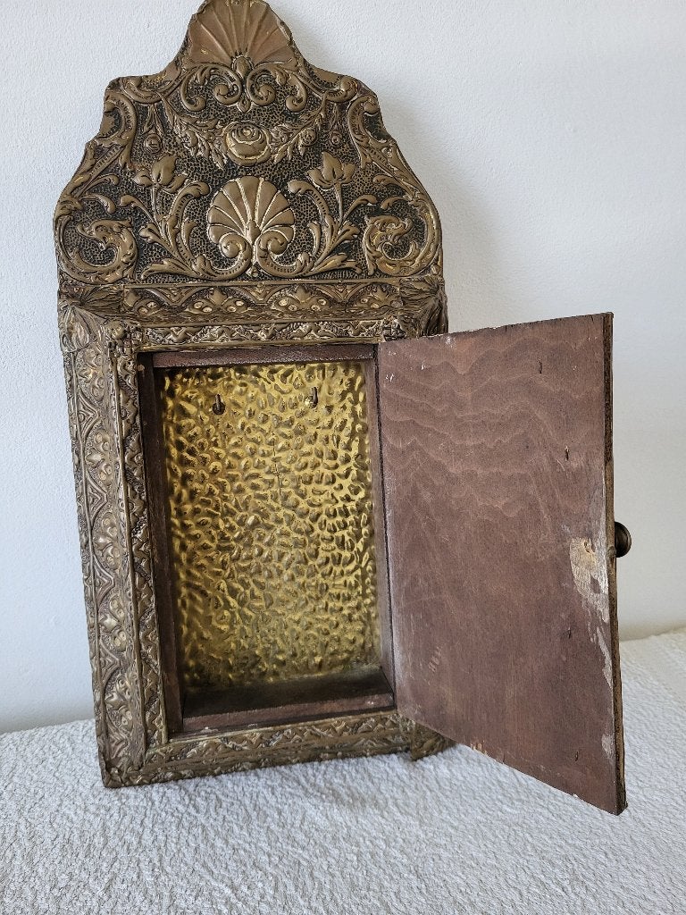 koperen latoen wand/sleutel kastje vintage/retro zie foto's, Antiek en Kunst, Verzenden