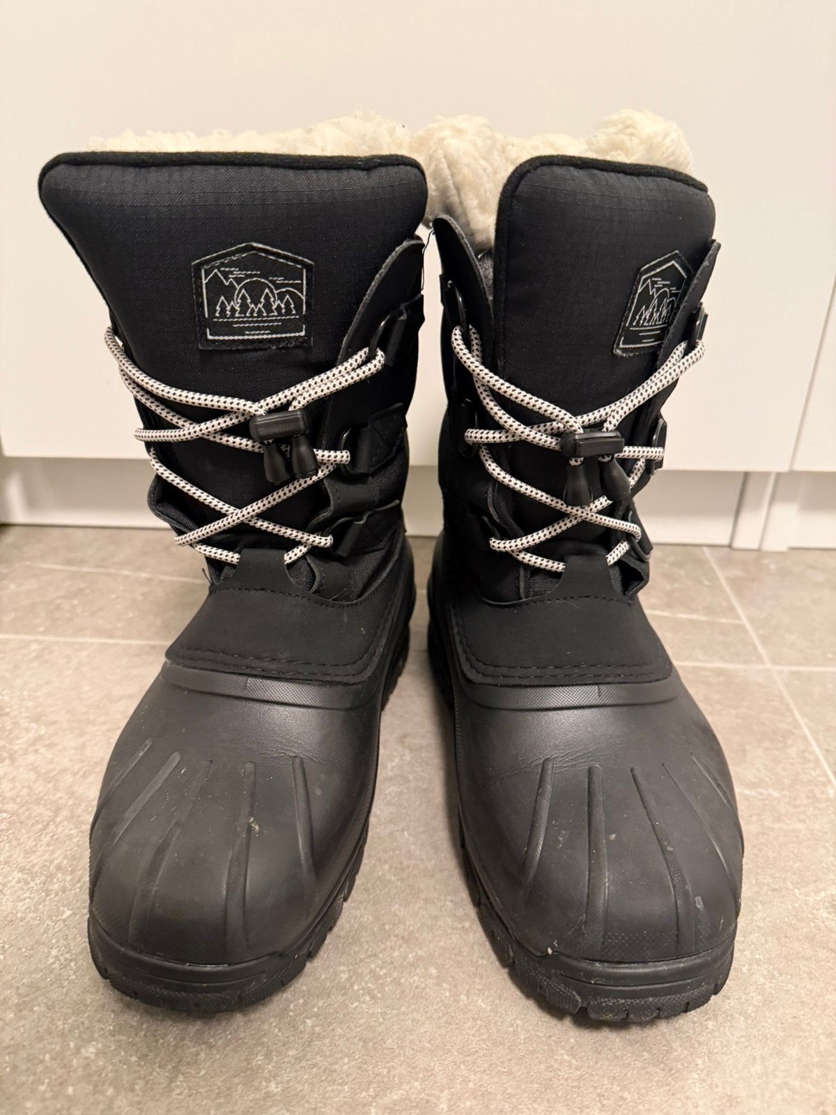 Decathlon sneeuwboots - sneeuwlaarzen maat 36, Sport en Fitness, Skiën en Langlaufen, Overige merken, Snowboots, Ophalen of Verzenden